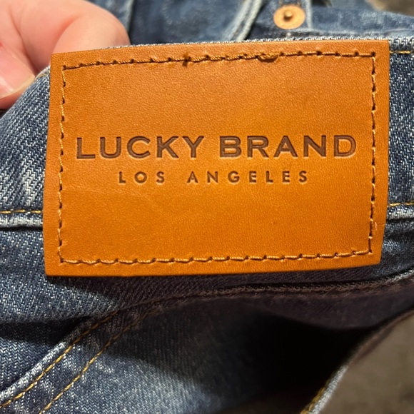 NWT Lucky Brand Relax Fit Jeans Shorts - Picture 3 of 13